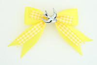 Yellow / swallow white yellow animal
