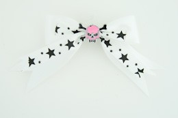 White / skull tooth pink white skull