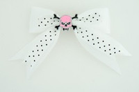 Dot white / skull tooth pink white skull