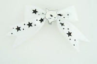 S white / cat white white animal