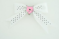 Dot white / cat pink white animal