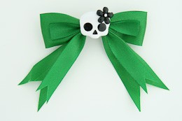 Green / cute skull flower white-black green cute skull