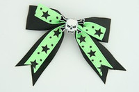 Bl-green / skull tooth White black-green skull
