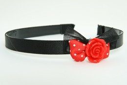 Black-red / rose red Red bow & flower