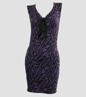 Front - DV zebra purple V neck pin up