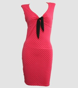 Front - DV dot S pink V neck pin up