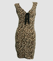 Front - DV leopard brown V neck pin up
