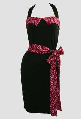 Front - DT leopard pink belt pin up