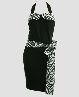 Front - DT zebra white belt pin up