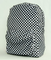 Check black-white fluffy rucksack
