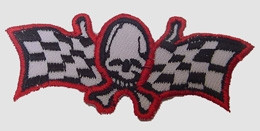 S skull check flag medium patch