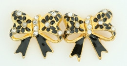 S bow flower black stone stud