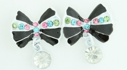 S bow stone black-white stone stud