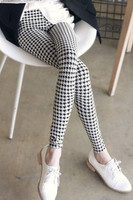 Monochrome houndstooth adult 