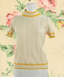 Sporty short-sleeve knit top