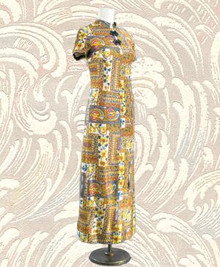 Colorful print 1970s maxi dress