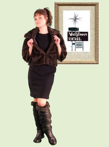 Sleek vintage faux fur cropped jacket