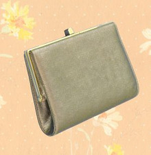 Shimmering evening clutch