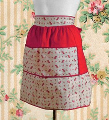 Pretty 1940s print apron