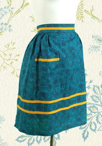 Trim 1960s print apron