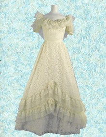 Wonderful lace gown ala Sue Ellen