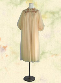 1960s Artemis peignoir