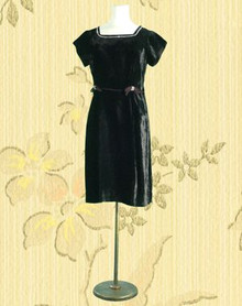 Striking 1940s black velvet dress
