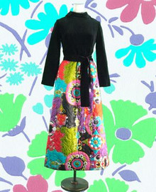 1970s Hostess gown