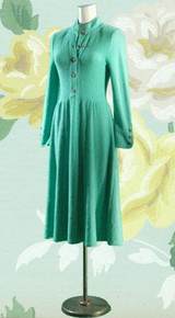 1970s Vera Maxwell day dress