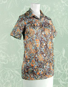 Quaint 1970s print smock