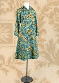 Chic belted paisley shirt dress