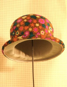 Vintage 1960s wool floral hat