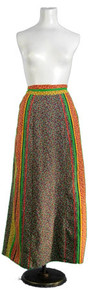 Authentic 1970s Apron Tree skirt