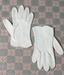 Simple Sunday gloves