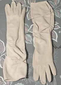 Ruched nylasuede gloves