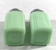 Jadeite shakers