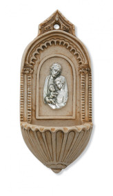 HOLY FAMILY WATER FONT