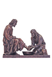Christ Washing Feet Statue
