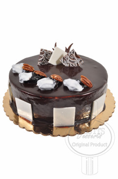 Chernosliv 8 Inch Deluxe Cake