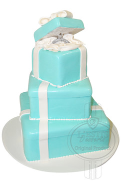 Engagement Cake 01