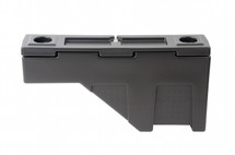 Lid reverses so it can be used on either the driver or passenger side of the truck bed
