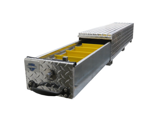 Westin Brute BedSafe Mini Heavy Duty Roller Drawer Tool Box has a 2.63 cu. ft. capacity and comes with one compartment and 4 adjustable metal dividers.