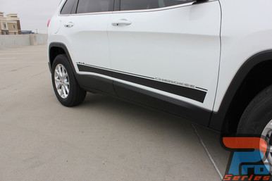Body Side Decals on Jeep Cherokee BRAVE 2014-2024