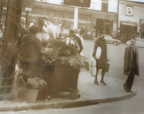 HENRY GASSER: (1909-1981) Photo "Flower Street Vendor " Italy Ca 1950 Framed