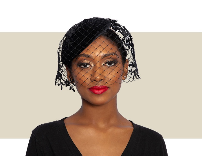BERET WITH LACE MOTIV CRYSTAL VEILING - Black - Gold Coast Couture