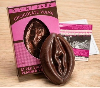 Chocolate Vulva (2)