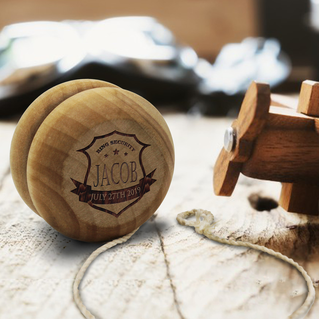 hvordan Er fyrretræ Custom Engraved Personalized Wooden YoYo