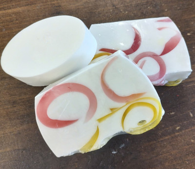 Candy by Prada Type* Bar Soap (DZN-CDY)