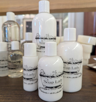 Gucci Flora Type* Lotion - white