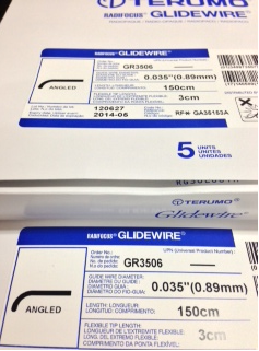 GR3506 Terumo Glidewire ® RF*GA35153A Hydrophilic Coated Guidewire for Peripheral Application Standard, angle tip, .035" diameter, 150 cm long, 3 cm flexible tip length. Box of 5